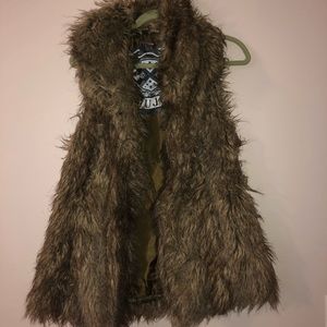 Fur vest